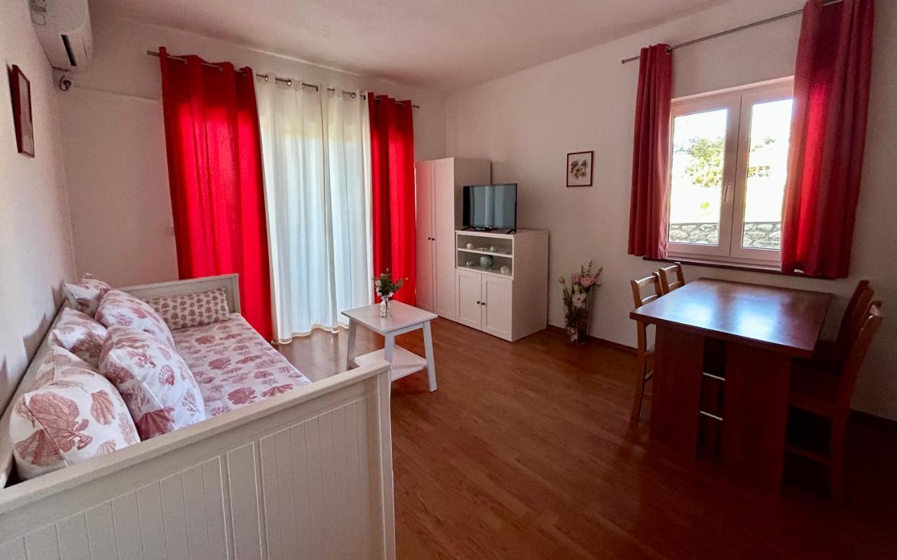 Apartments Stokic ラブ エクステリア 写真